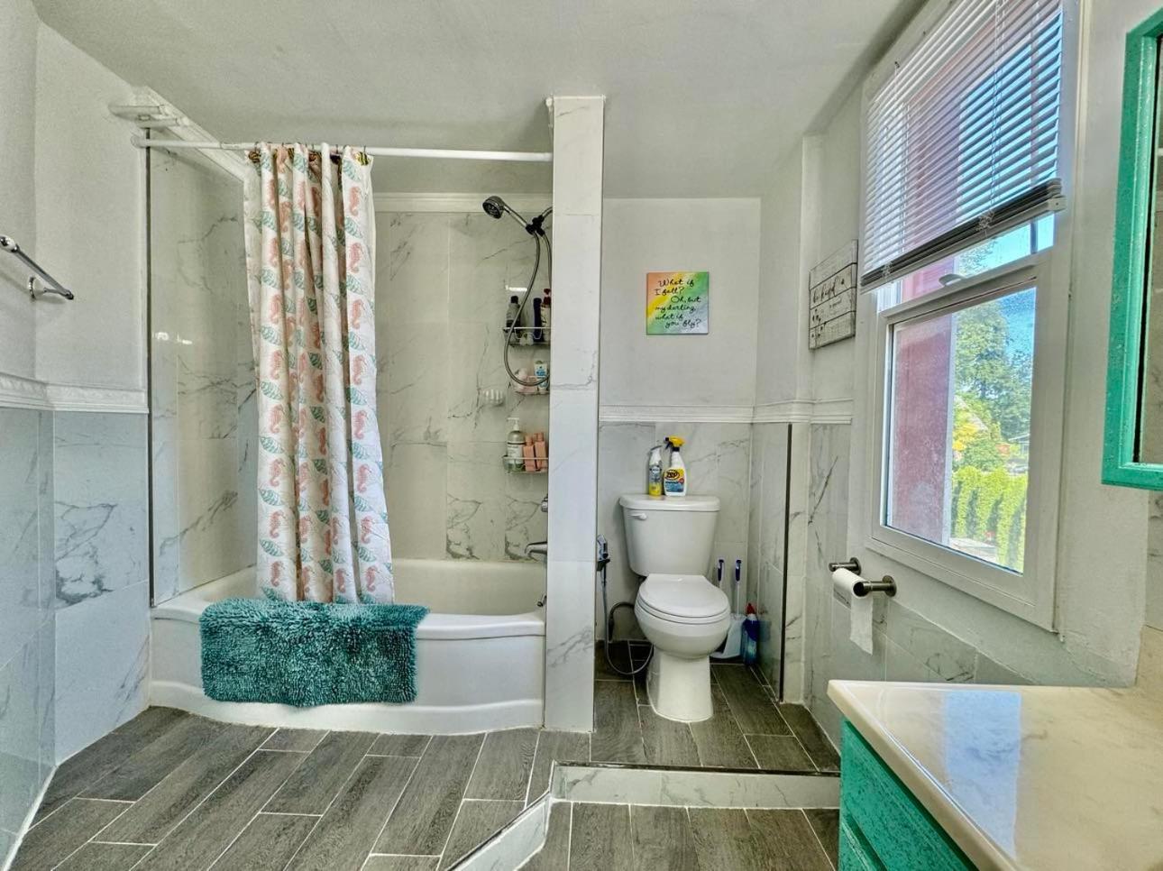 Tiny Private Room On The 1St Floor With Shared Bathroom Near Seatac Airport And Downtown Seattle Exterior foto