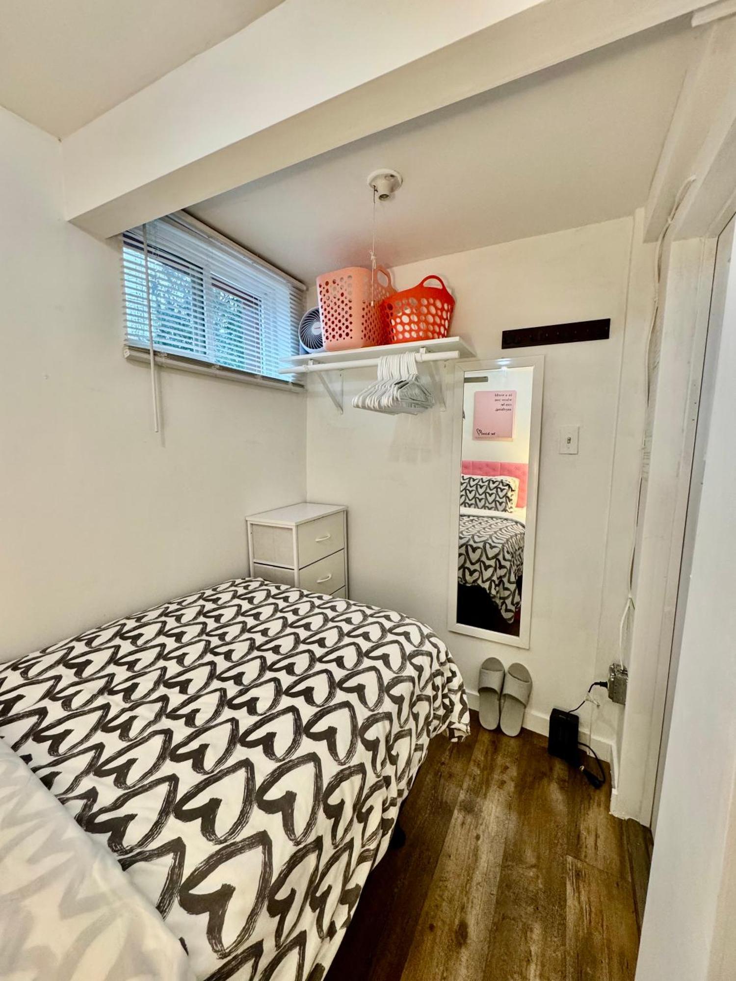 Tiny Private Room On The 1St Floor With Shared Bathroom Near Seatac Airport And Downtown Seattle Exterior foto